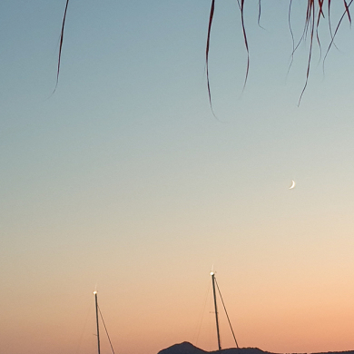 am Abend, HELMSail yachting