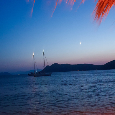 in der Nacht, HELMSail yachting
