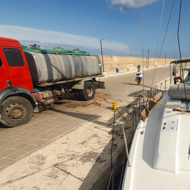 Wasser tanken, HELMSail yachting