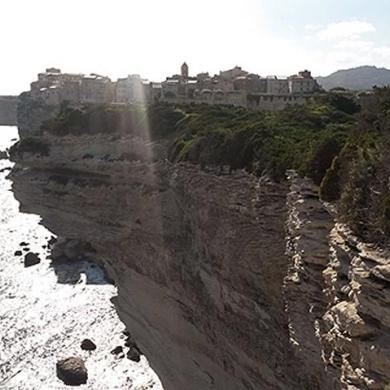 Oberstadt Bonifacio, HELMSail yachting