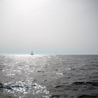 Segler in der Straße von Bonifacio, HELMSail yachting