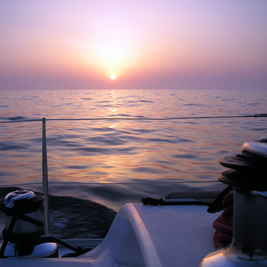 Sonnenuntergang in der Straße von Bonifacio, HELMSail yachting