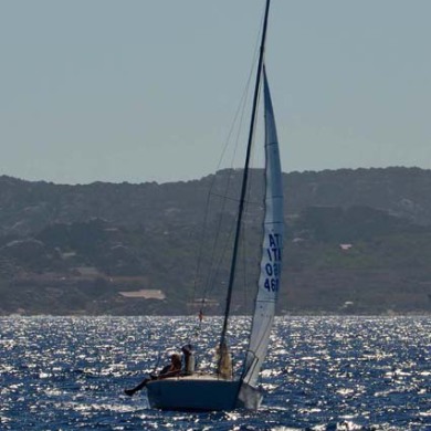 schöne Stimmung zwischen Sardinien und Korsika, HELMSail yachting