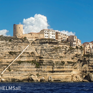 Bonifacio mit Königstreppe, HELMSail yachting